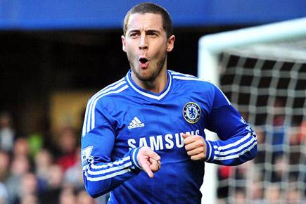 Hazard fires Chelsea to top EPL table