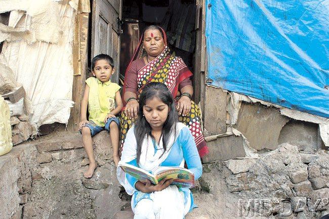 Savita’s mother, Leela Doke, has supported her to pursue higher education and is proud of her accomplishments. Pic/Amit Jadhav