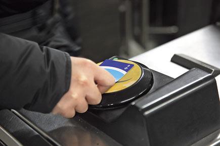 Integrated smart cards for Mumbai monrail nowhere in sight