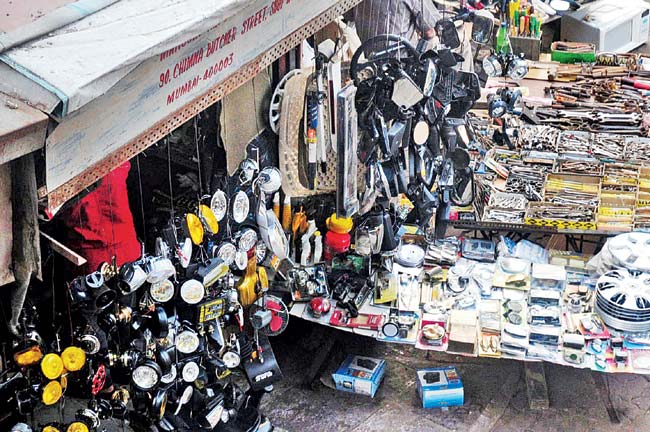 Shops selling various car parts at Chor Bazaar. PIC/ Bipin Kokate 