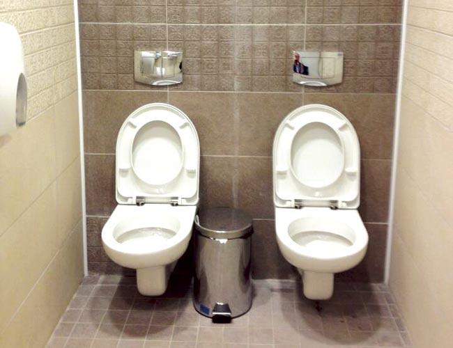 The twin toilets at Sochi were one of the first issues that were highlighted by journalists. Other photographs such as loos with a view, dirty water have also gone viral on social media. Pic/Twitter