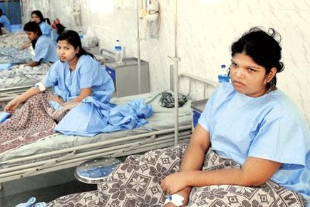 Ammonia gas leak puts 20 women in hospital