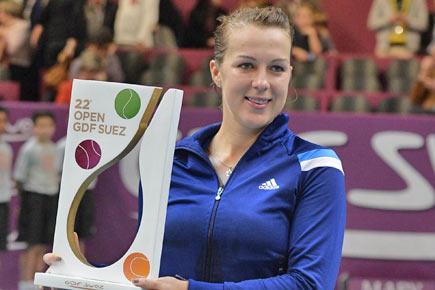 Anastasia Pavlyuchenkova wins Paris Open