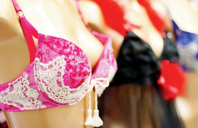 Arpita Ganesh, India’s ‘only bra-fitter’ explains that, based on her interactions with at least 3,000 women, almost 95 per cent of females  in India have no clue about how to find and wear the right bra