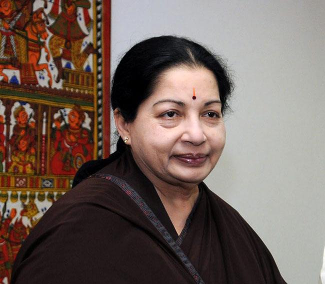  Jayalalithaa leaves for Bangalore for verdict in DA case