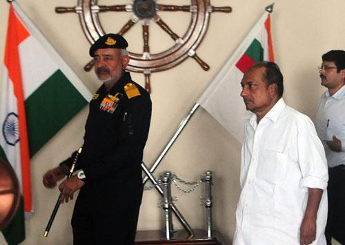 A.K. Antony with Indian Navy chief Admiral D.K. Joshi