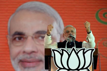 Narendra Modi wants traders to upgrade technology, go online