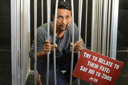 Cricketer Pragyan Ojha joins PETA's anti-zoo campaign