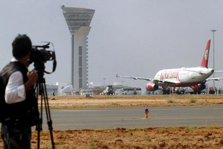 Hyderabad airport put on red alert after bomb threat 