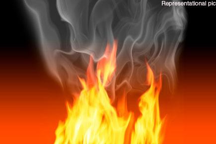 UP: Woman set ablaze at police station dies