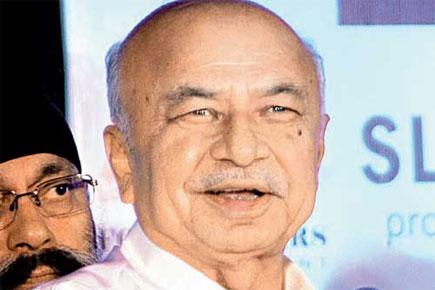 Won't be able to provide fool-proof security to IPL: Sushilkumar Shinde