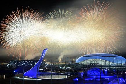 Sochi closes Olympics in the glow of success 