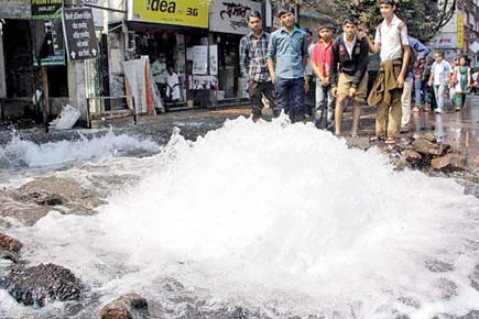 10,000 litres of drinking water wasted in Pune
