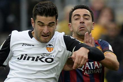 Barcelona eye David Silva as Xavi replacement