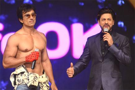 When Sonu Sood stripped on stage at SRK's behest