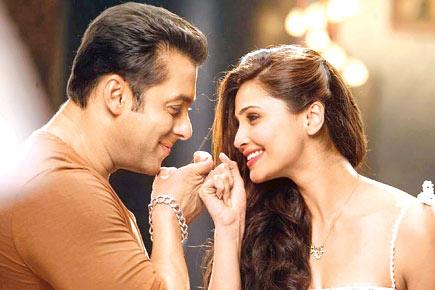 Censor snips off two scenes in 'Jai Ho'