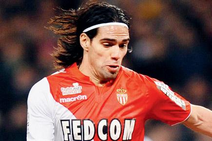 Injured Radamel Falcao out of World Cup