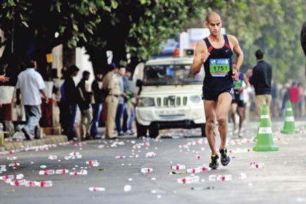 Mumbai Marathon: Plastic bottles turn marathon into hurdle race