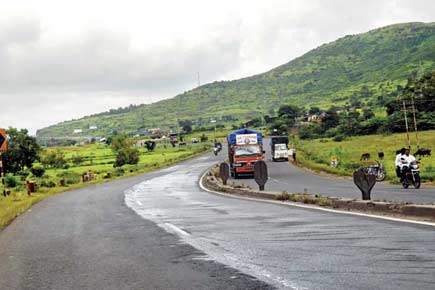 Finally, wide old highway to Pune to shorten your drive