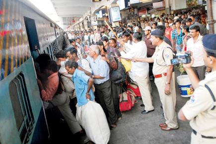 Cops told to stop travelling in handicapped compartments