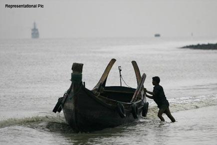 21 dead as tourist boat capsizes in Andaman