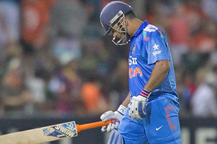 Kohli or me should have carried on till the end: Dhoni