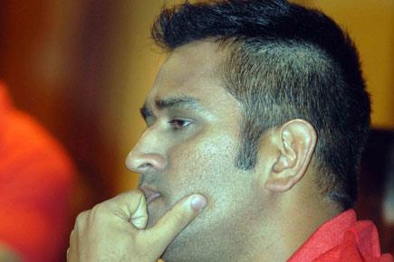 Sunil Gavaskar wants MS Dhoni to include extra batsman