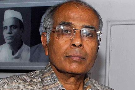 Cops close in on Dabholkar killers, with arrest of 2 aides