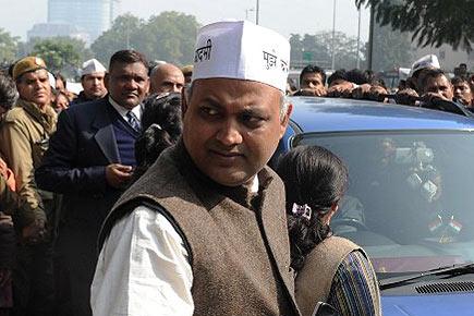 Delhi HC gives AAP MLA Somnath Bharti two-day protection against arrest