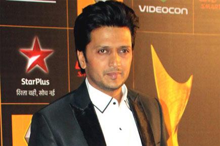 Riteish Deshmukh dedicates his first National Award to dad