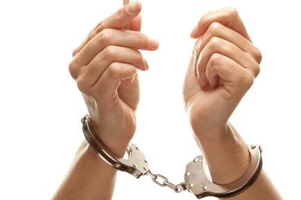 Housewife steals from husband to get maximum alimony