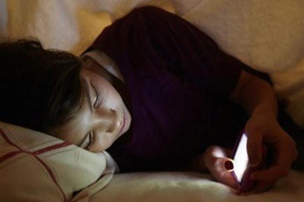 Teenagers prefer smart phones over sex: Study