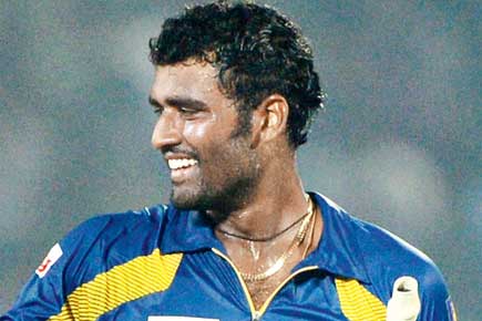 Thisara Perera sets up Sri Lanka win over England in first T20