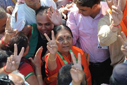 Anandiben Patel takes oath as Gujarat Chief Minister 