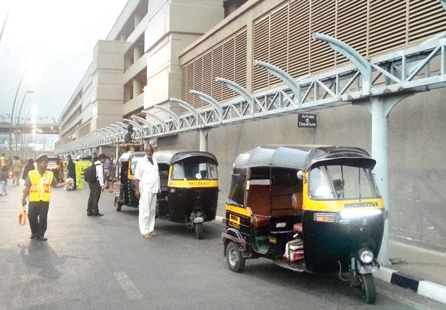Auto rickshaws outside Mumbai airport