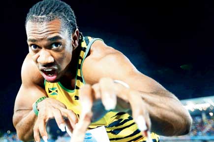 Yohan Blake leads Jamaica to 4x200 world record