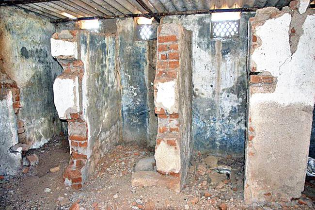 mid-day’s investigations reveals the dismal condition of a residential school for tribal children in Nandurbar district. The school is part of the many welfare schemes by the state