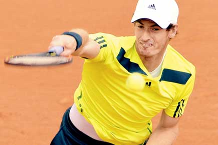 French Open: Coachless Andy Murray battles in first round