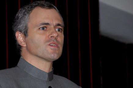 Omar Abdullah stopped for 2 hours at US airport