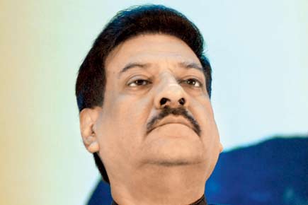 Shell-shocked Maha ministers avoid discussing LS election debacle