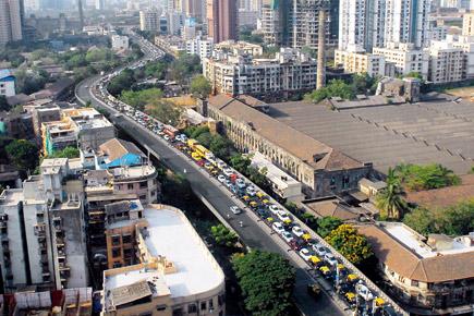 Byculla bridge closed for repairs, but nobody told commuters