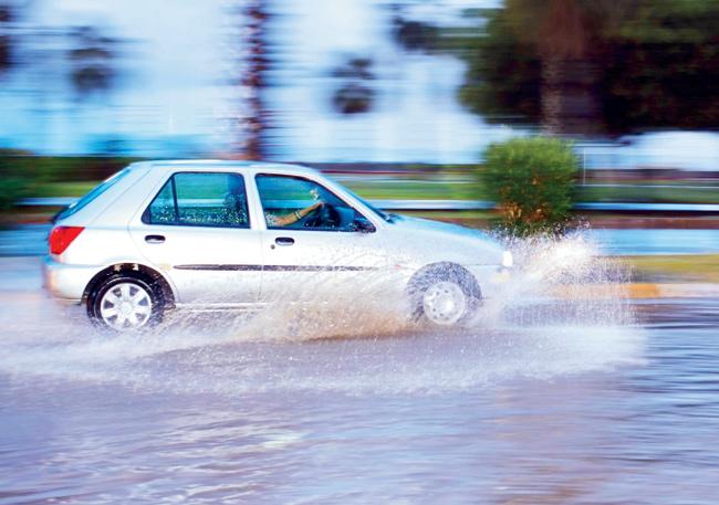 Monsoon-proof car 