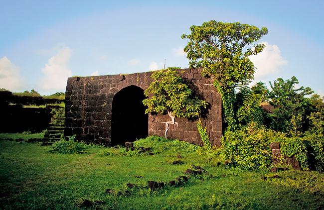 Purnagad Fort