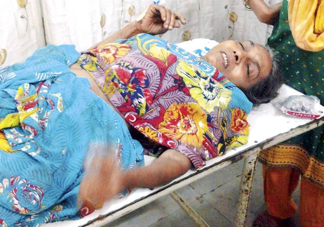 Rohini Baikar (60) was en route to Mahad with her son to pray at a new temple they had constructed outside their home. She suffered injuries to her left arm, while her son fractured his hip