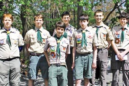 Boy Scouts rescue journalist on hiking trail