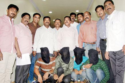 Pune: 635 grams gold recovered from chain snatchers' gang