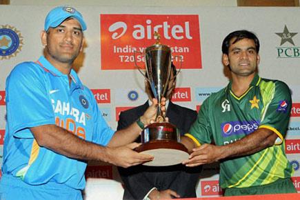 Indo-Pak resume cricket ties, to play six series over next eight years