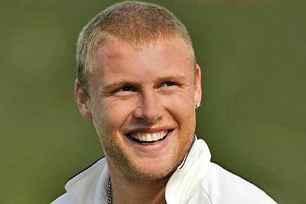 Andrew Flintoff comes out of retirement to play county T20