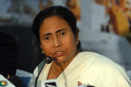 Mamata takes on Modi, says she makes a living by selling her books 