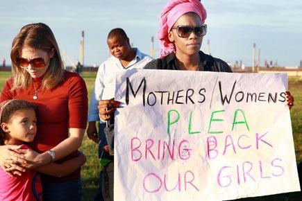 Nigerian defense chief says 300 abducted school girls located 